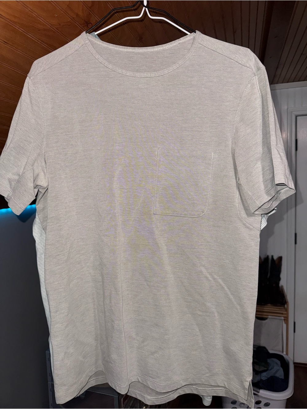 lululemon athletic Men's Short Sleeve Pocket Tee - Light Gray